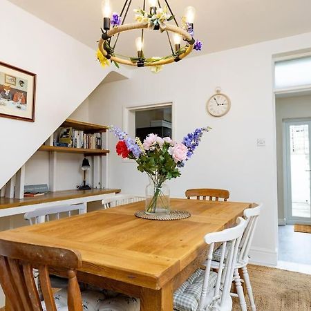 Pure B - Welcoming Bath City 3 Bed House Free Parking & Wifi المظهر الخارجي الصورة